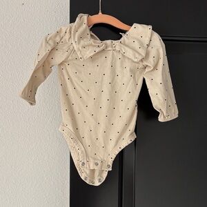 carters polka dot long sleeve one piece (3-6mo)